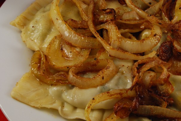 Maultaschen mit Zwiebeln