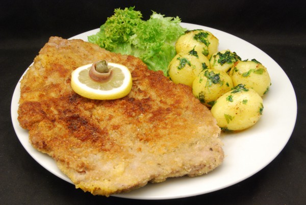 Das Schnitzel soll immer größer sein als der Teller, auf dem es serviert wird …