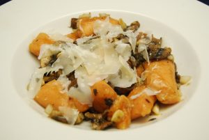Ravioli mit Champignons aglio e olio