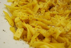 Frische Fettuccine aglio e olio
