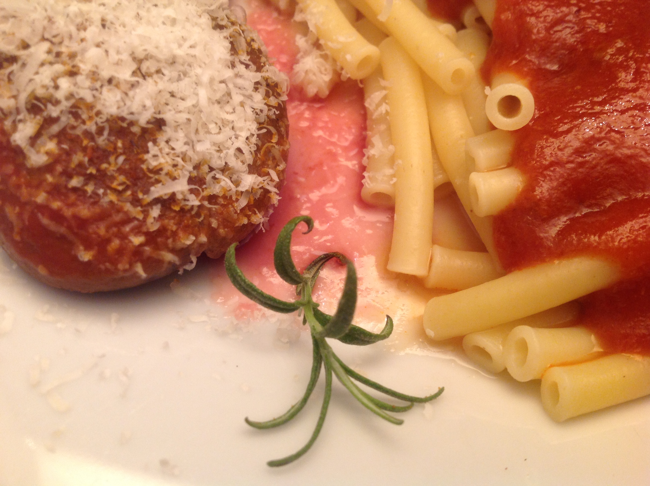 Niere in Tomaten-Weißwein-Sauce mit Pasta