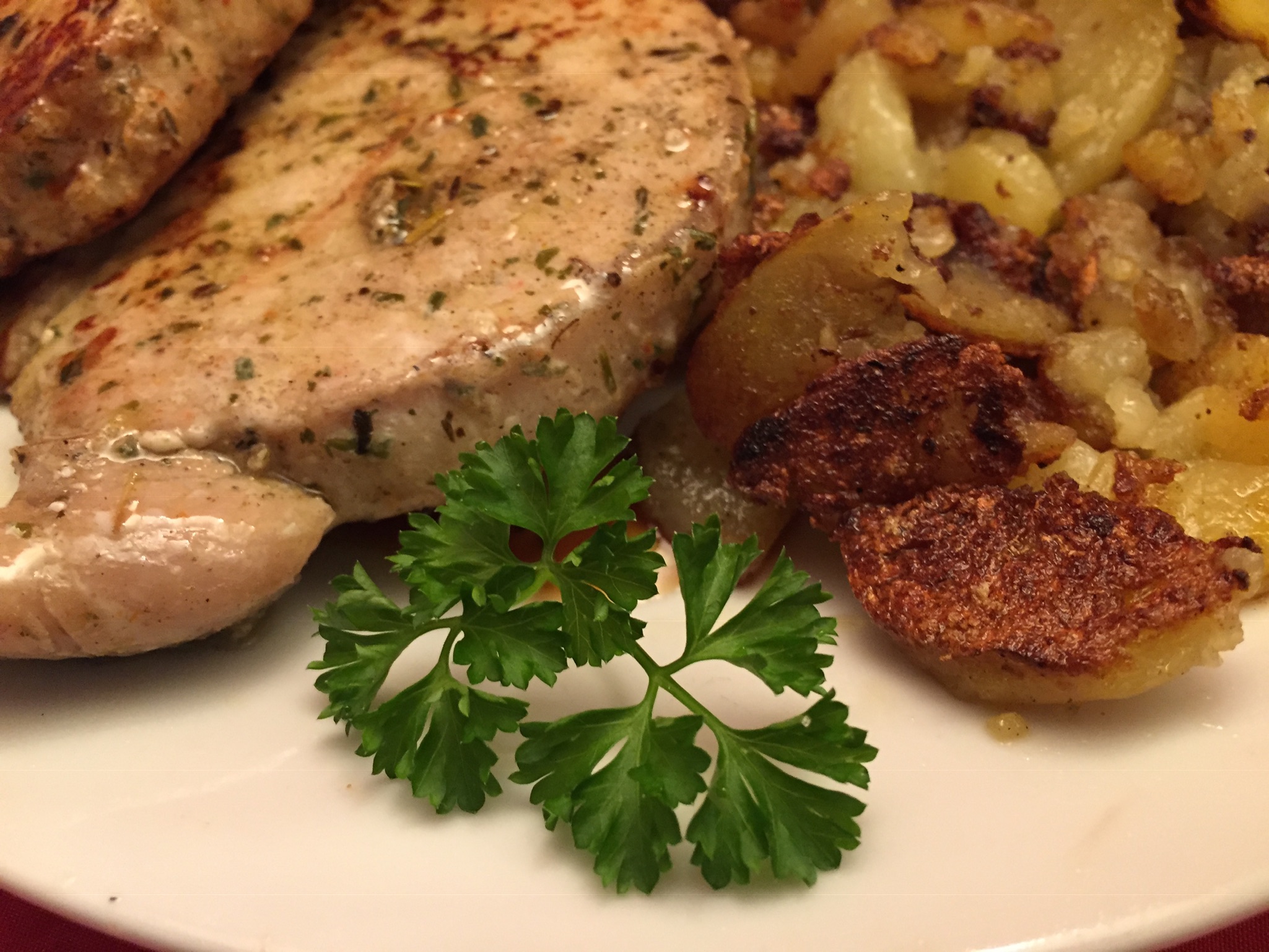 Marinierte Schweinelachse mit Bratkartoffeln - Nudelheissundhos