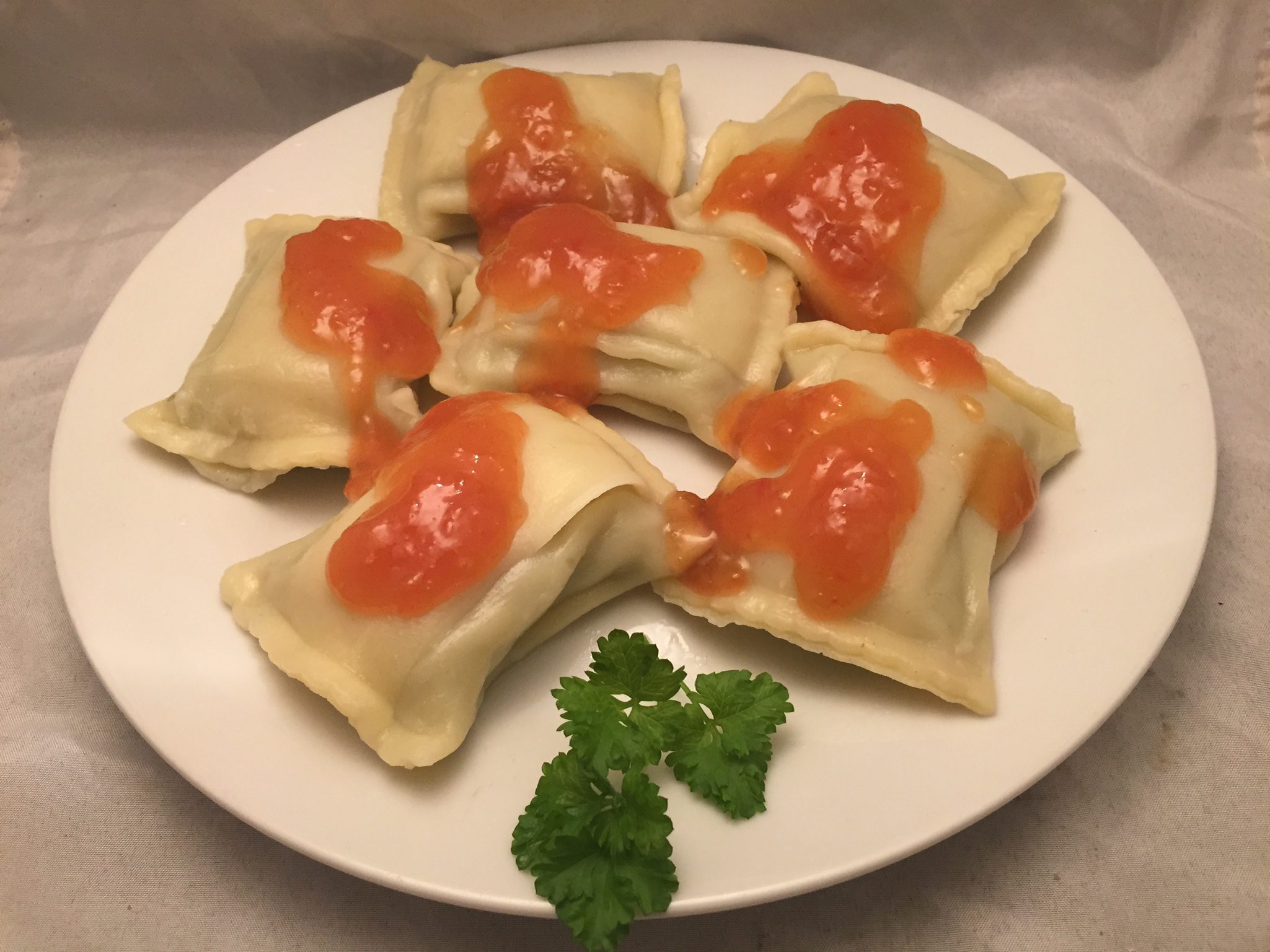 Maultaschen mit süß-saurer Sauce - Nudelheissundhos