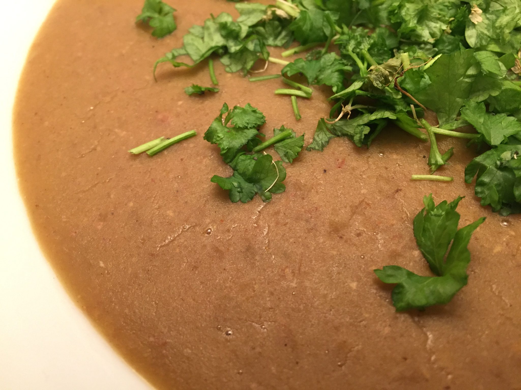 Feine, pürierte Curry-Linsensuppe