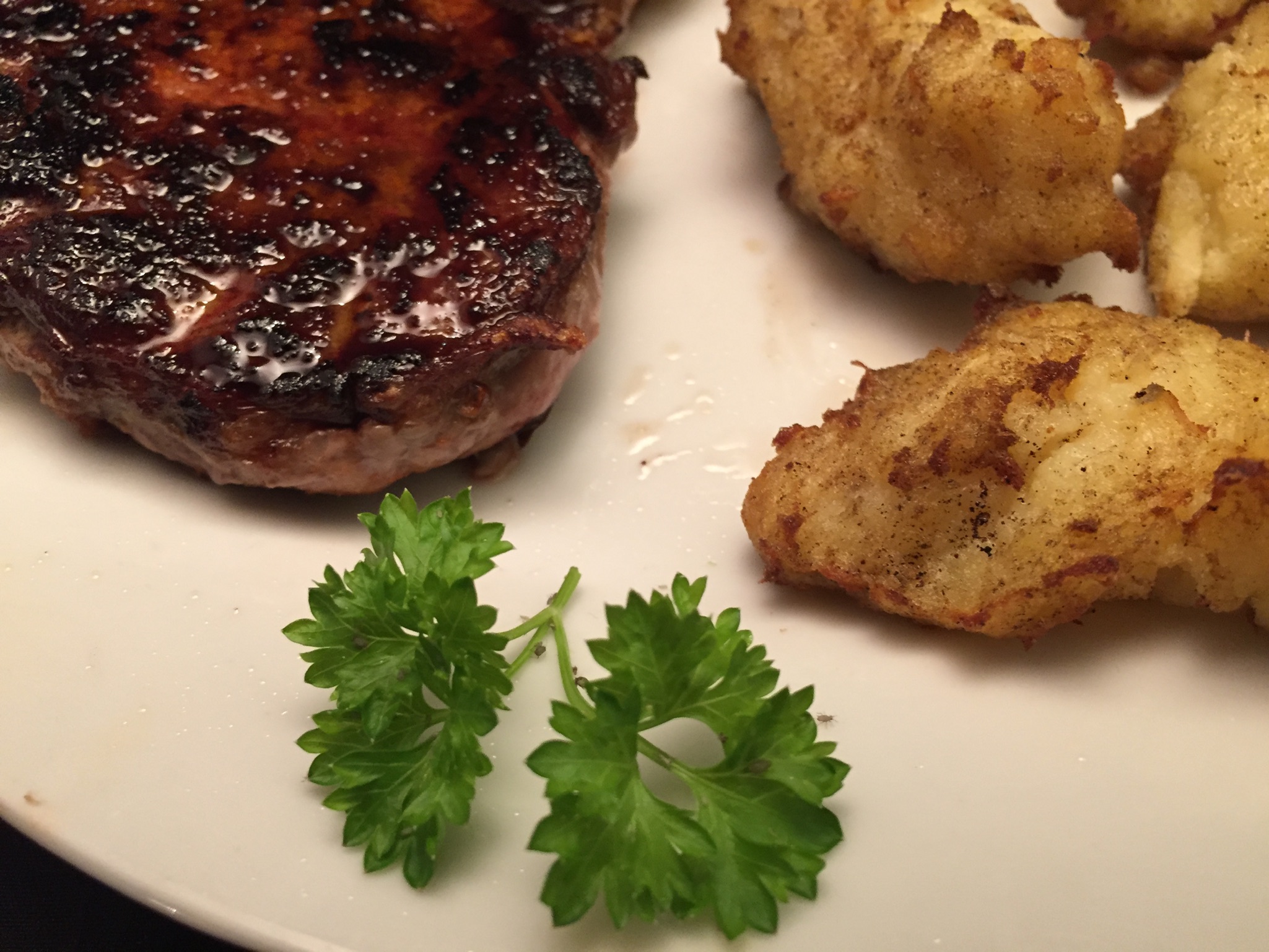 Rumpsteak und Pastinaken-Kroketten