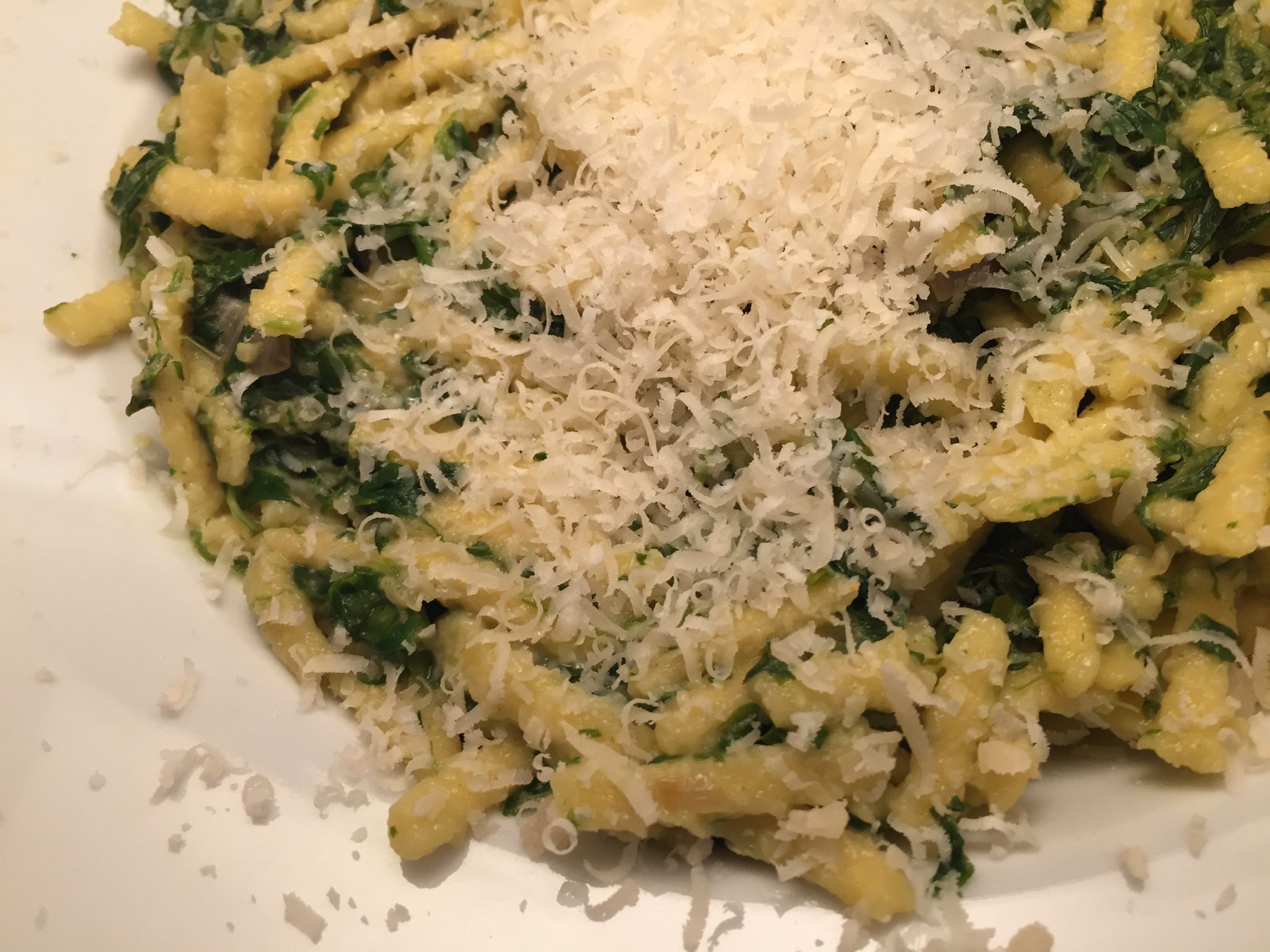 Penne Rigate mit Rucola-Pesto