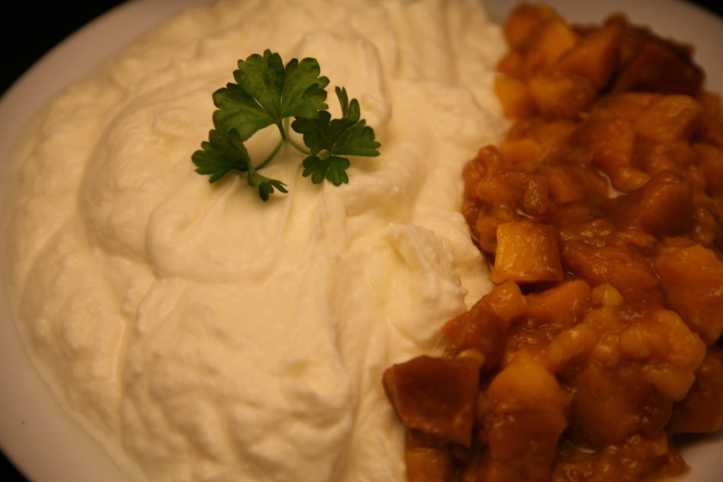 Ricotta-Sahne-Creme mit Mango