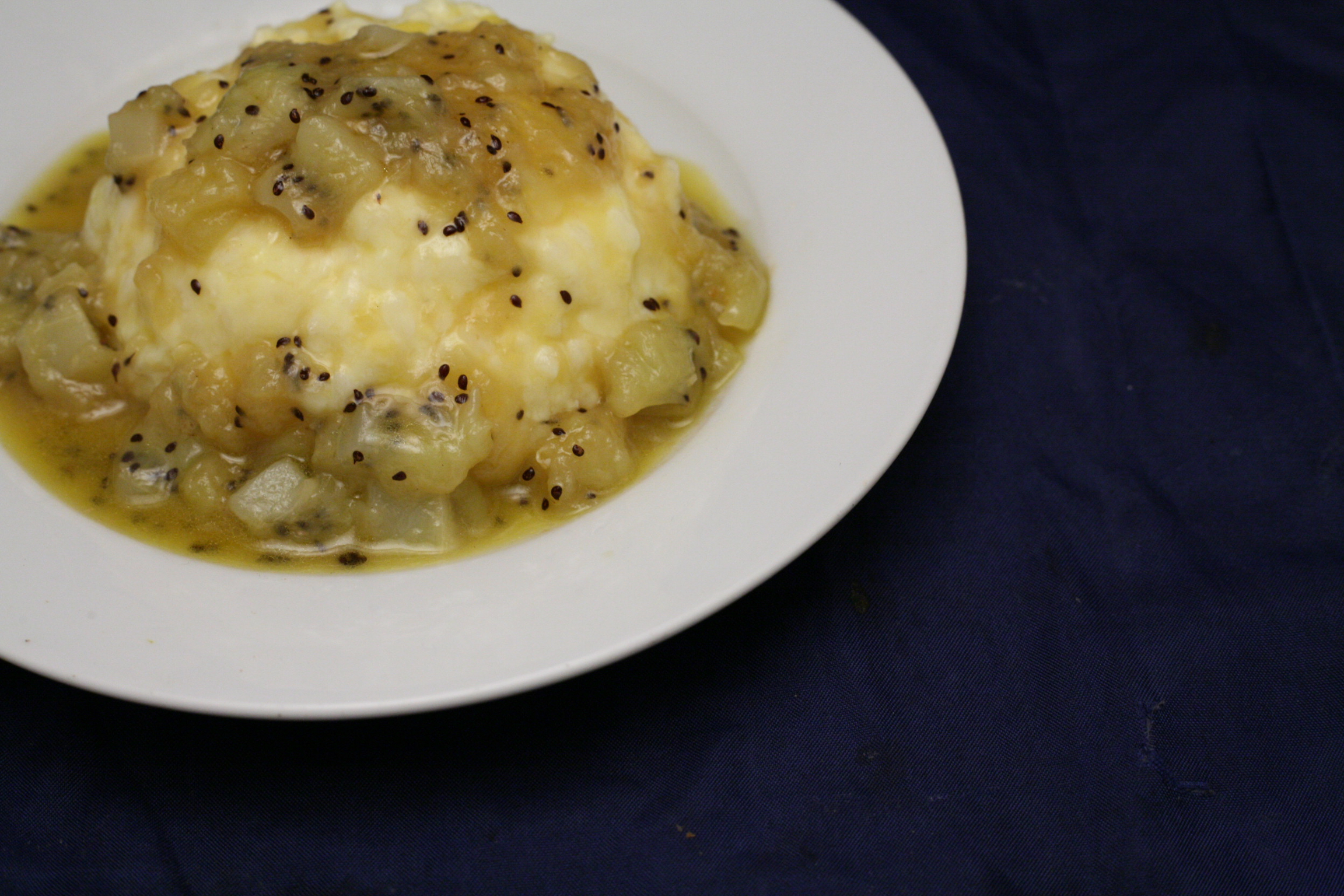 Milchreis-Pudding mit Kiwi-Kompott