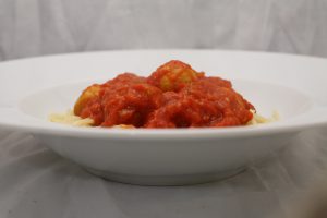 Markklößchen in Tomaten-Sauce mit Spaghetti