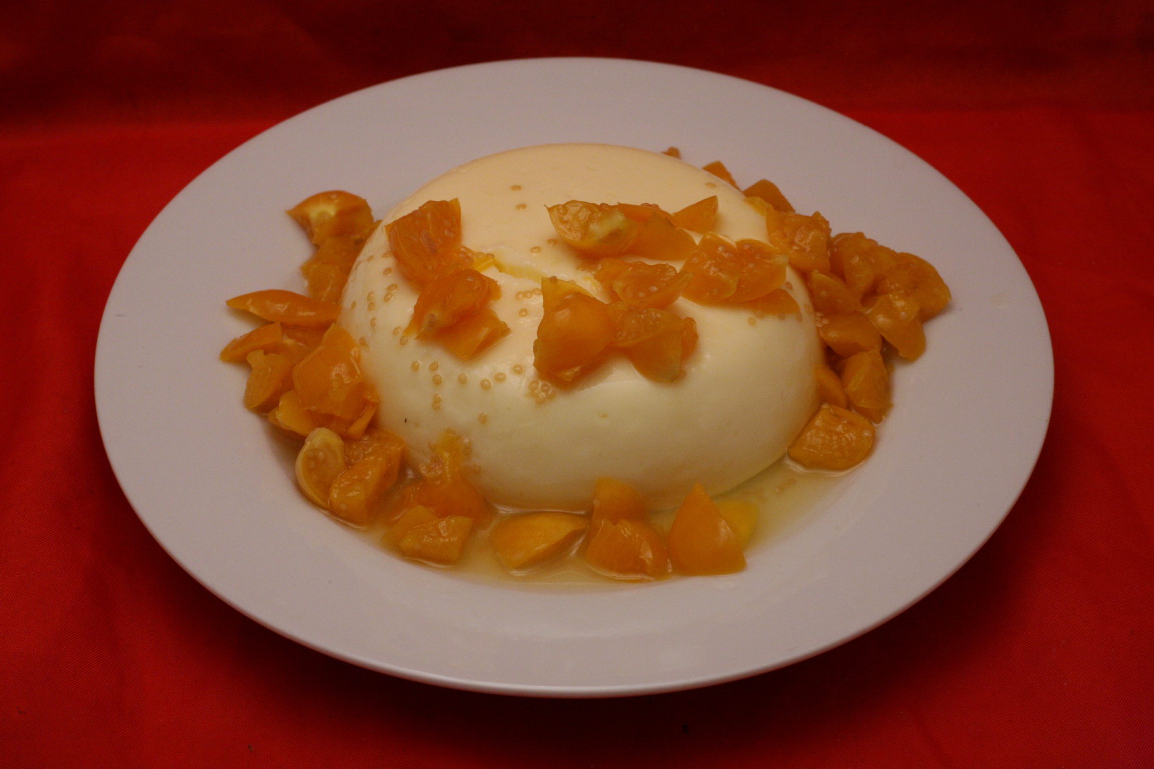 Pudding mit Physalis und Honig