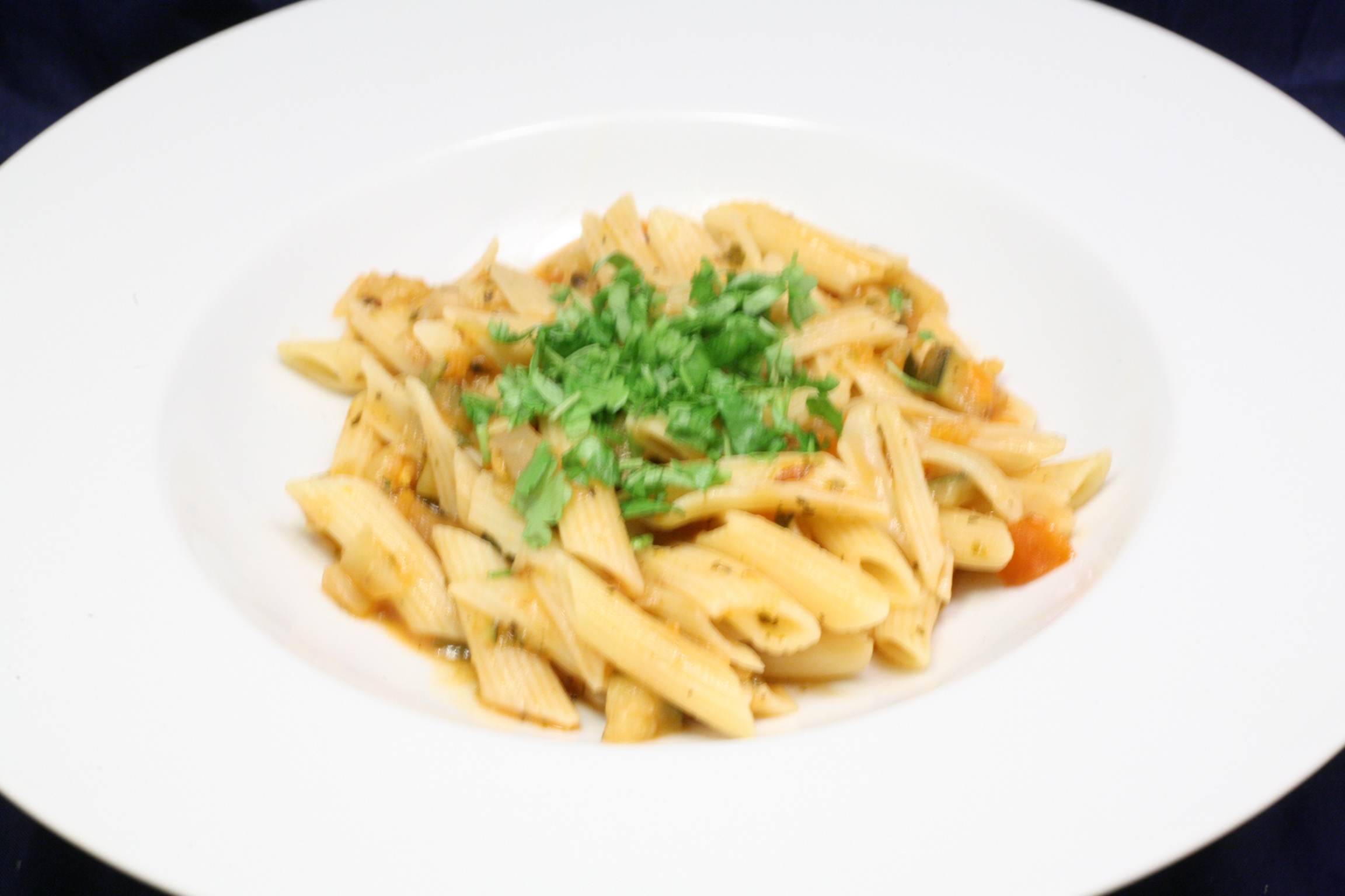 Penne Rigate mit mediterraner Gemüse-Sauce