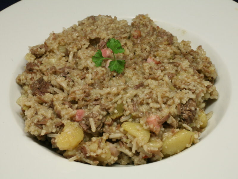 Eintopf mit Bavette, Kartoffeln, Reis und Couscous
