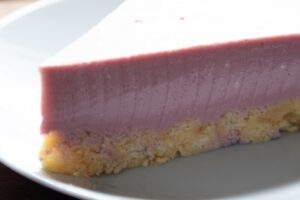 Schwarze-Johannisbeer-Torte mit Quark