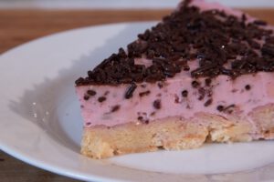 Brombeer-Joghurt-Torte mit Schokolade